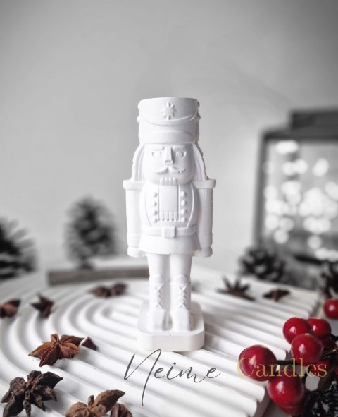 Figurka Dziadek do orzechów white Figurka Dziadek do orzechów white
